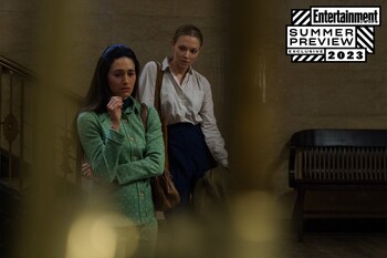 Кадры из сериала «Переполненная комната» Том Холланд запутался в себе в трейлере сериала «Переполненная комната»