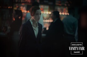 Кадры из фильма «Честная игра» Бизнес рушит отношения Фиби Дайневор и Олдена Эренрайка в трейлере фильма «Честная игра»